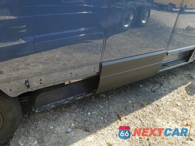 Zdjęcie 11 z 13 samochodu: 2024 RIVIAN EDV 700 VIN:7FCEHEB28RN020582 - miniatura