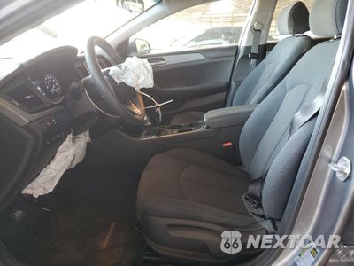 Zdjęcie 7 z 13 samochodu: 2018 HYUNDAI SONATA SE VIN:5NPE24AF4JH611924 - miniatura