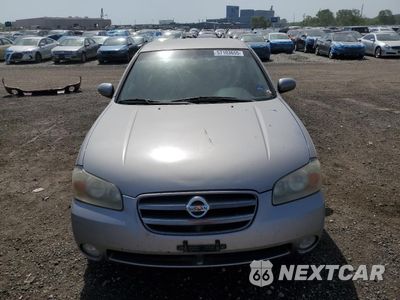 Piąte zdjęcie samochodu w środku: 2002 NISSAN MAXIMA GLE VIN:JN1DA31D42T444780 - miniatura