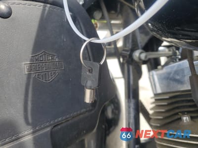 Zdjęcie 8 z 9 samochodu: 2011 HARLEY-DAVIDSON FLHTCUTG VIN:1HD1MAM13BB850406 - miniatura