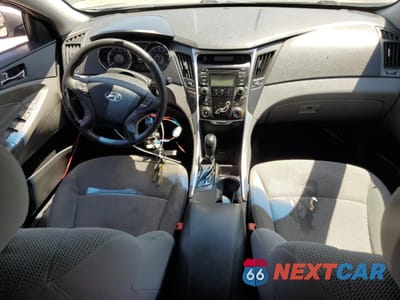 Zdjęcie 8 z 12 samochodu: 2013 HYUNDAI SONATA GLS VIN:5NPEB4AC6DH572330 - miniatura