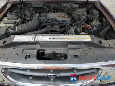 Zdjęcie 12 z 13 samochodu: 2001 FORD EXPLORER XLT VIN:1FMZU83P61UB54544 - miniatura