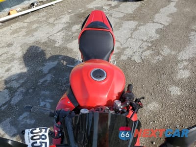 Piąte zdjęcie samochodu w środku: 2018 HONDA CBR650 F VIN:MLHRC7400J5400160 - miniatura