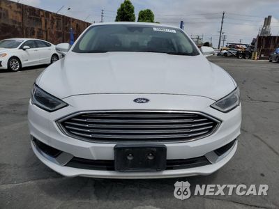 Piąte zdjęcie samochodu w środku: 2018 FORD FUSION SE HYBRID VIN:3FA6P0LU1JR278725 - miniatura
