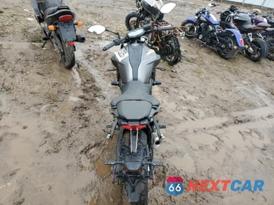 Zdjęcie 6 z 10 samochodu: 2018 YAMAHA MT07 VIN:JYARM27EXJA001169 - miniatura