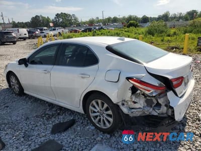 Drugie zdjęcie samochodu z przodu: 2019 TOYOTA CAMRY L VIN:4T1B11HK9KU691554 - miniatura
