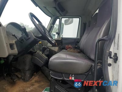 Zdjęcie 7 z 13 samochodu: 2019 INTERNATIONAL 4000 4300 VIN:3HAMMMML6KL700222 - miniatura