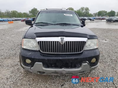 Piąte zdjęcie samochodu w środku: 2004 LINCOLN NAVIGATOR VIN:5LMFU28R44LJ35959 - miniatura
