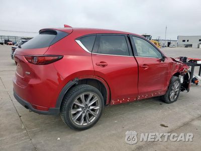 Trzecie zdjęcie samochodu z tyłu: 2019 MAZDA CX-5 GRAND TOURING VIN:JM3KFADM4K1665045 - miniatura