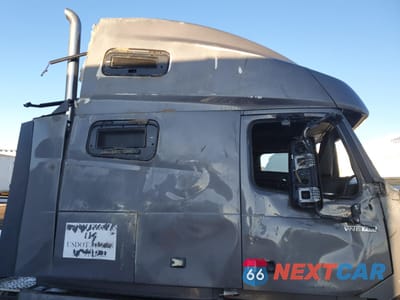 Zdjęcie 9 z 10 samochodu: 2021 VOLVO VNL SEMI TRUCK VIN:4V4NC9EH5MN265283 - miniatura