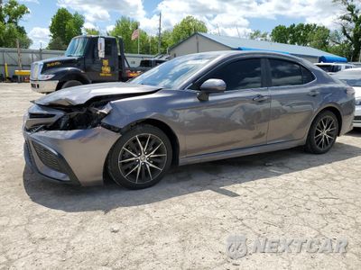 2021 TOYOTA CAMRY SE 4T1G11AK4MU591798 - główne zdjęcie licytacji z USA - miniatura