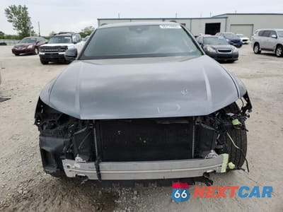 Piąte zdjęcie samochodu w środku: 2020 AUDI SQ8 PRESTIGE VIN:WA1CWAF19LD021602 - miniatura