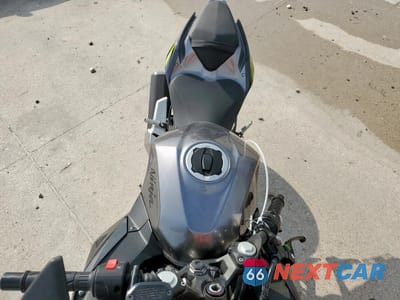 Piąte zdjęcie samochodu w środku: 2021 KAWASAKI EX400 VIN:JKAEXKG10MDAD3230 - miniatura