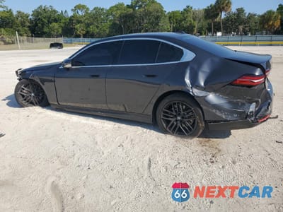 Drugie zdjęcie samochodu z przodu: 2024 BMW 530 I VIN:WBA43FJ08RCP97052 - miniatura