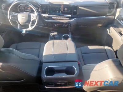 Zdjęcie 8 z 13 samochodu: 2025 CHEVROLET SILVERADO K1500 LTZ VIN:3GCUKGEDXSG129300 - miniatura