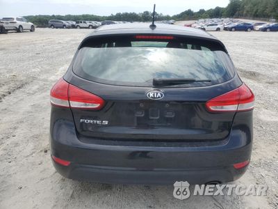 Zdjęcie 6 z 12 samochodu: 2016 KIA FORTE LX VIN:KNAFK5A81G5526122 - miniatura
