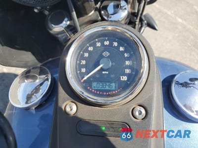 Zdjęcie 7 z 8 samochodu: 2016 HARLEY-DAVIDSON FXDB DYNA STREET BOB VIN:1HD1GXM35GC326266 - miniatura