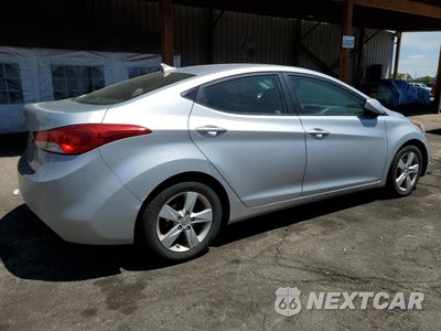 Trzecie zdjęcie samochodu z tyłu: 2013 HYUNDAI ELANTRA GLS VIN:5NPDH4AE0DH259320 - miniatura