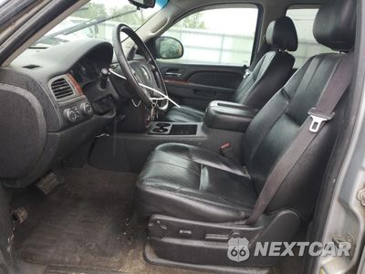 Zdjęcie 7 z 12 samochodu: 2012 CHEVROLET SUBURBAN K1500 LT VIN:1GNSKJE76CR106815 - miniatura