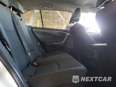 Zdjęcie 10 z 14 samochodu: 2024 TOYOTA RAV4 LE VIN:2T3LWRFV6RW241234 - miniatura