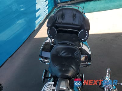 Piąte zdjęcie samochodu w środku: 2003 HARLEY-DAVIDSON FLHTCUI VIN:1HD1FCW3X3Y635527 - miniatura