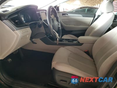 Zdjęcie 7 z 14 samochodu: 2018 HYUNDAI SONATA SPORT VIN:5NPE34AF9JH626237 - miniatura