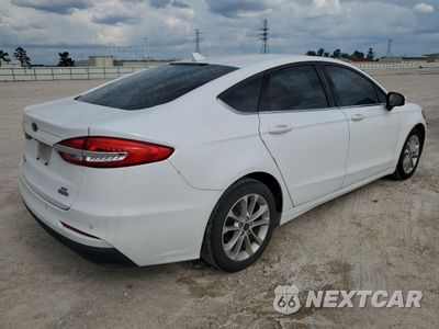 Trzecie zdjęcie samochodu z tyłu: 2020 FORD FUSION SE VIN:3FA6P0LU0LR119102 - miniatura