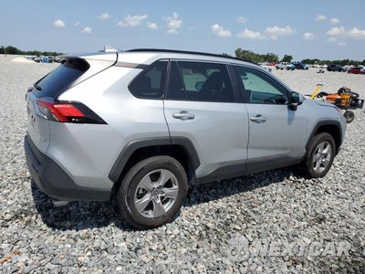 Trzecie zdjęcie samochodu z tyłu: 2024 TOYOTA RAV4 XLE VIN:2T3W1RFV1RW332486 - miniatura