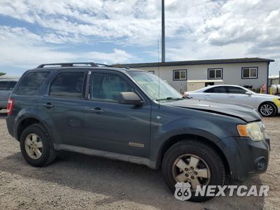 Czwarte zdjęcie samochodu z boku: 2008 FORD ESCAPE XLT VIN:1FMCU03178KA21915 - miniatura
