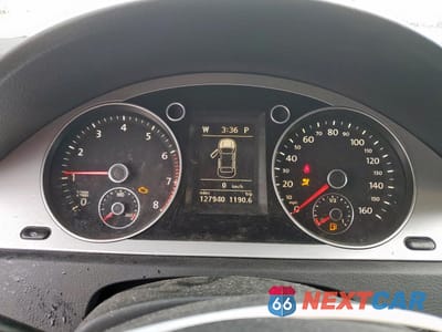 Zdjęcie 9 z 12 samochodu: 2009 VOLKSWAGEN PASSAT TURBO VIN:WVWJK93C49P054656 - miniatura