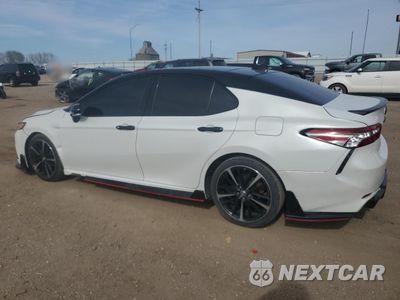 Drugie zdjęcie samochodu z przodu: 2018 TOYOTA CAMRY XSE VIN:4T1B61HK3JU114339 - miniatura