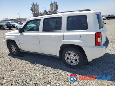 Drugie zdjęcie samochodu z przodu: 2010 JEEP PATRIOT SPORT VIN:1J4NT2GB3AD617655 - miniatura