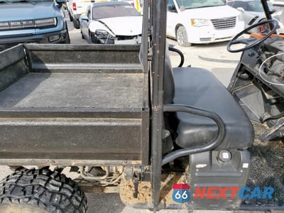 Zdjęcie 6 z 10 samochodu: 2015 KAWASAKI KAF620 M VIN:JK1AFCM15BB508179 - miniatura