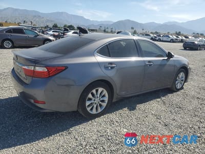 Trzecie zdjęcie samochodu z tyłu: 2014 LEXUS ES 300H VIN:JTHBW1GG9E2042726 - miniatura