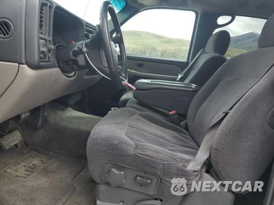 Zdjęcie 7 z 15 samochodu: 2002 CHEVROLET TAHOE C1500 VIN:1GNEC13V62J309812 - miniatura