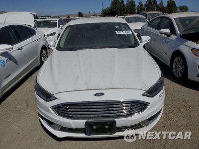 Piąte zdjęcie samochodu w środku: 2018 FORD FUSION SE HYBRID VIN:3FA6P0LU3JR129958 - miniatura