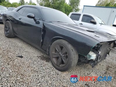 Czwarte zdjęcie samochodu z boku: 2018 DODGE CHALLENGER SXT VIN:2C3CDZAG6JH270241 - miniatura