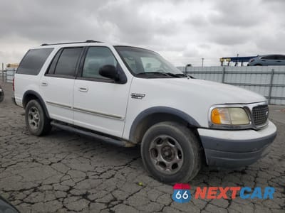 Czwarte zdjęcie samochodu z boku: 2002 FORD EXPEDITION XLT VIN:1FMRU15W52LA84330 - miniatura