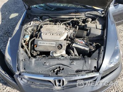 Zdjęcie 11 z 13 samochodu: 2006 HONDA ACCORD EX VIN:1HGCM66836A073305 - miniatura