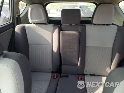 Zdjęcie 10 z 15 samochodu: 2015 TOYOTA RAV4 XLE VIN:JTMRFREVXFD133784 - miniatura