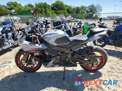 Trzecie zdjęcie samochodu z tyłu: 2023 SUZUKI GSX-R750 VIN:JS1GR7MA6P7100941 - miniatura