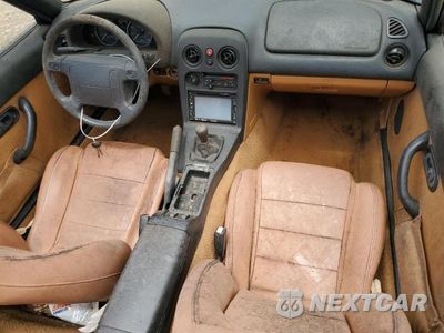 Zdjęcie 8 z 12 samochodu: 1995 MAZDA MX-5 MIATA VIN:JM1NA3536S0619986 - miniatura