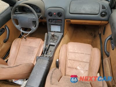 Zdjęcie 8 z 12 samochodu: 1995 MAZDA MX-5 MIATA VIN:JM1NA3536S0619986 - miniatura