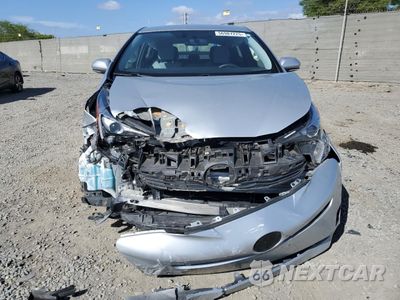 Piąte zdjęcie samochodu w środku: 2016 TOYOTA PRIUS VIN:JTDKARFU2G3027973 - miniatura