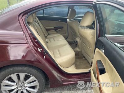 Zdjęcie 6 z 11 samochodu: 2011 HONDA ACCORD EXL VIN:1HGCP3F86BA001644 - miniatura
