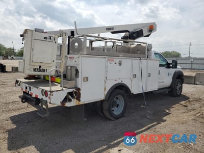 Czwarte zdjęcie samochodu z boku: 2013 FORD F450 SUPER DUTY BUCKET TRUCK VIN:1FDUF4GY3DEB05297 - miniatura