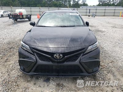 Piąte zdjęcie samochodu w środku: 2023 TOYOTA CAMRY SE NIGHT SHADE VIN:4T1T11AK1PU838469 - miniatura