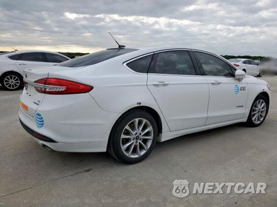 Trzecie zdjęcie samochodu z tyłu: 2017 FORD FUSION SE HYBRID VIN:3FA6P0LU0HR409007 - miniatura