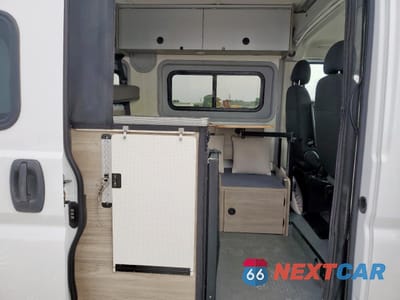 Zdjęcie 6 z 11 samochodu: 2021 RAM PROMASTER CARGO VAN VIN:3C6LRVBG9ME553681 - miniatura