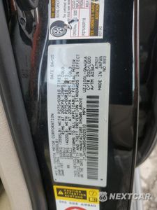 Zdjęcie 13 z 15 samochodu: 2005 LEXUS LX 470 VIN:JTJHT00W954002910 - miniatura